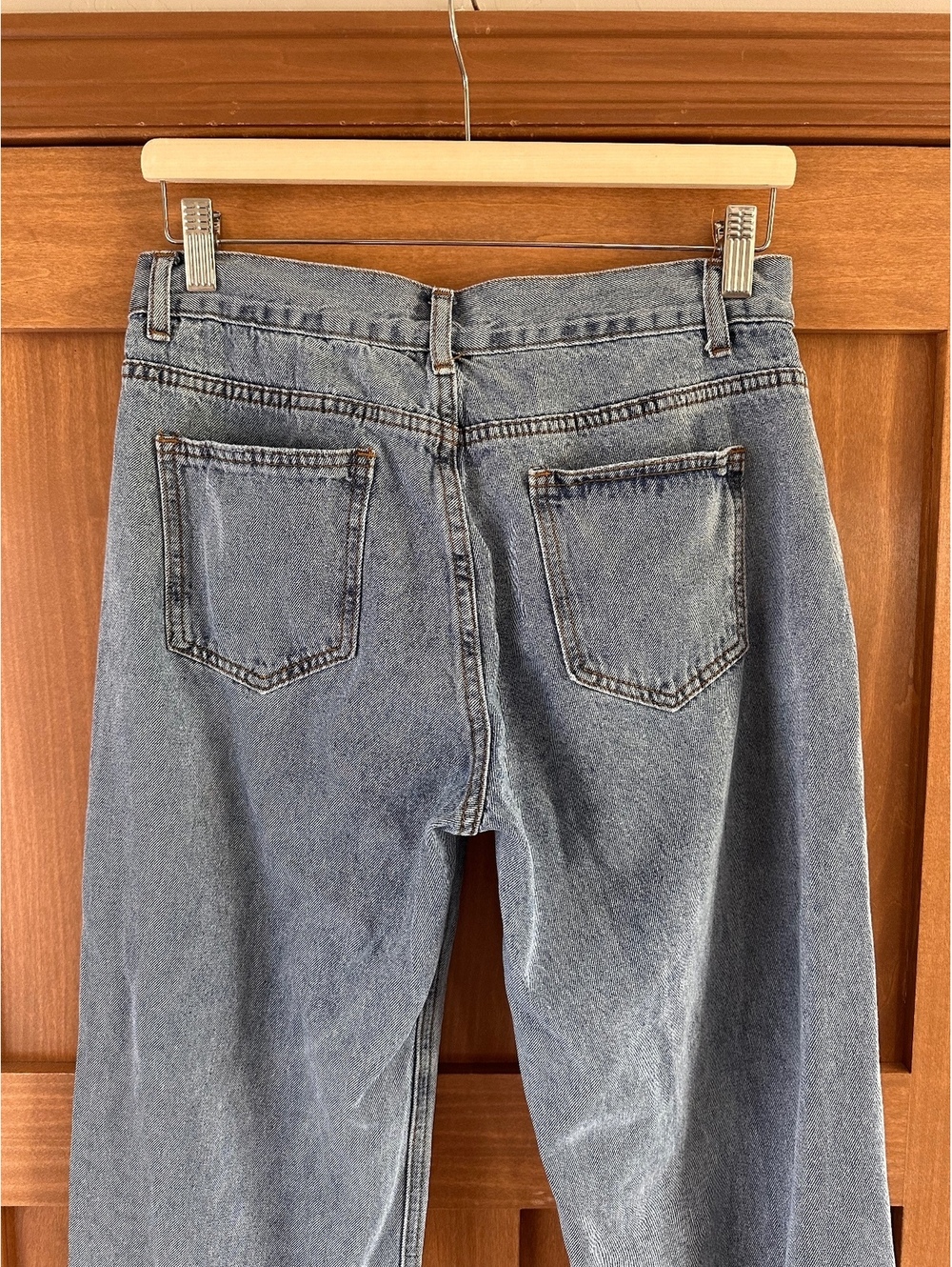 White Fox Boutique Mid Rise Straight Leg Relaxed Jeans Medium Wash Women Medium - Picture 9 of 12